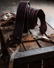 Load image into Gallery viewer, Quality Latigo